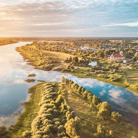 Handmade Latgola - Vairak Ka Vienkarsi "Naktsmitne" Līvāni Dış mekan fotoğraf
